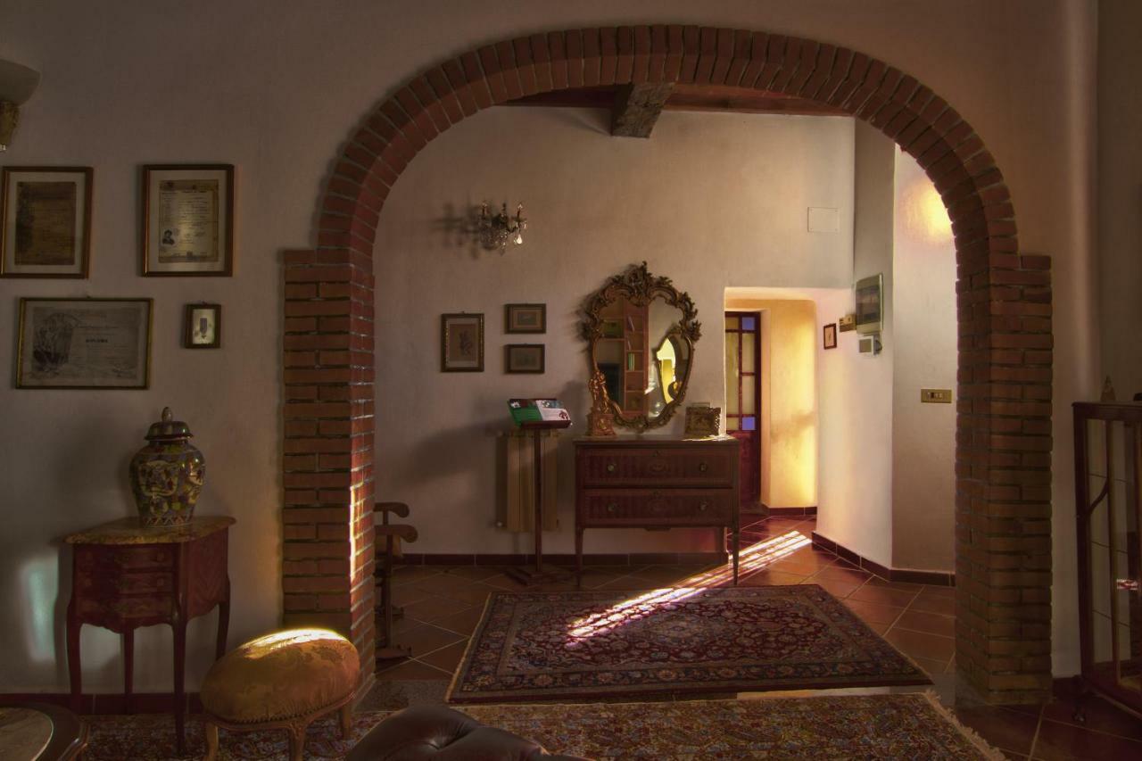 مبيت وإفطار مونتيمورلو Borgo Della Rocca المظهر الخارجي الصورة