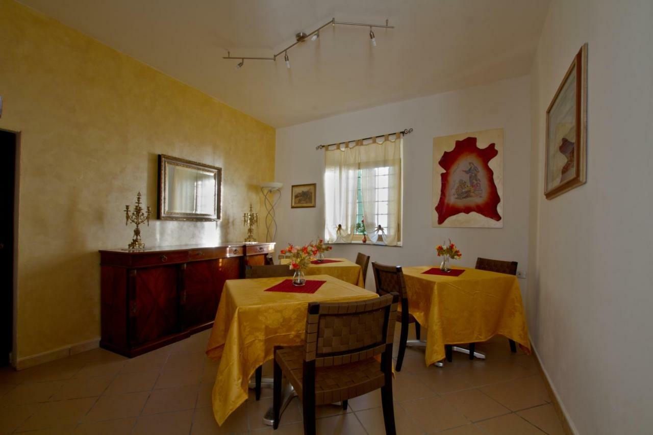مبيت وإفطار مونتيمورلو Borgo Della Rocca المظهر الخارجي الصورة