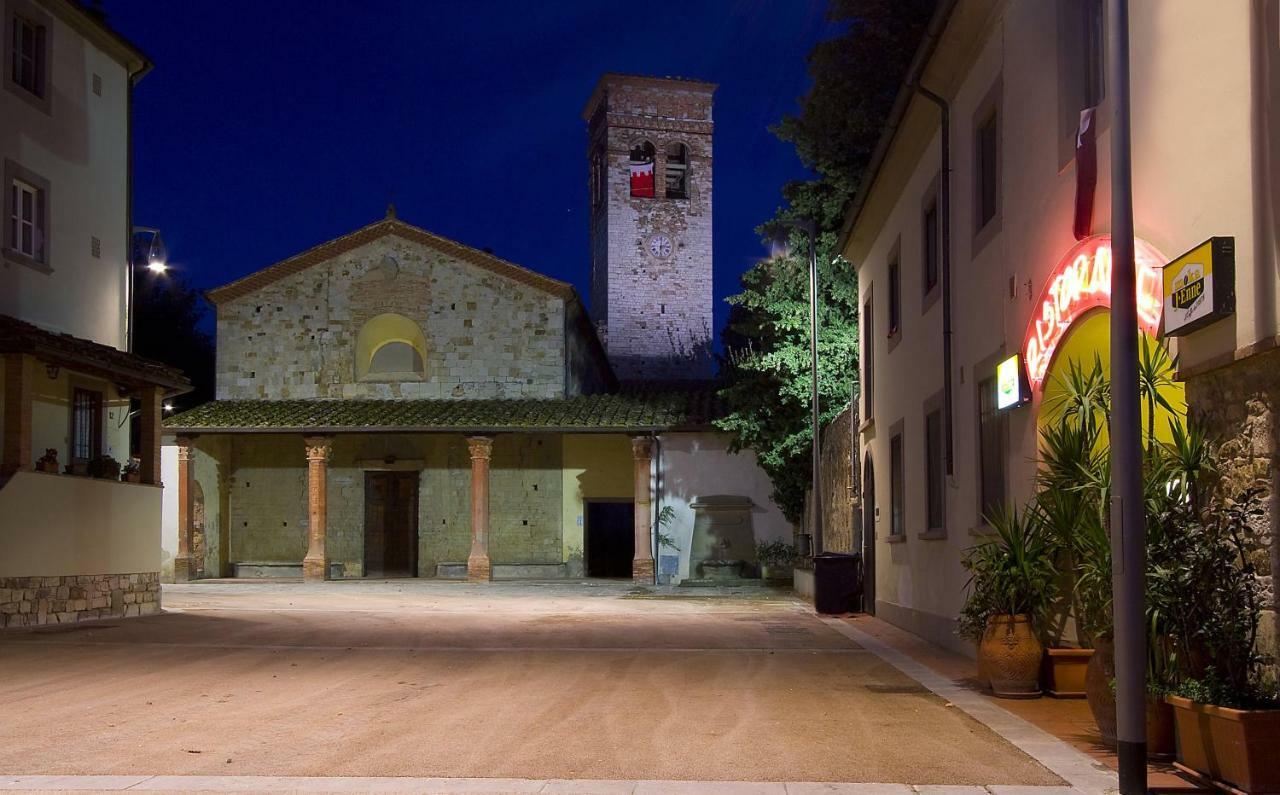 مبيت وإفطار مونتيمورلو Borgo Della Rocca المظهر الخارجي الصورة
