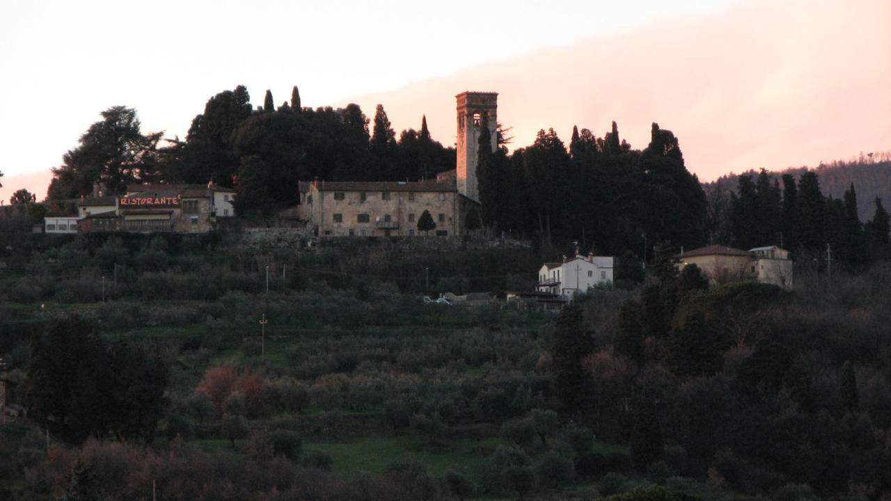مبيت وإفطار مونتيمورلو Borgo Della Rocca المظهر الخارجي الصورة