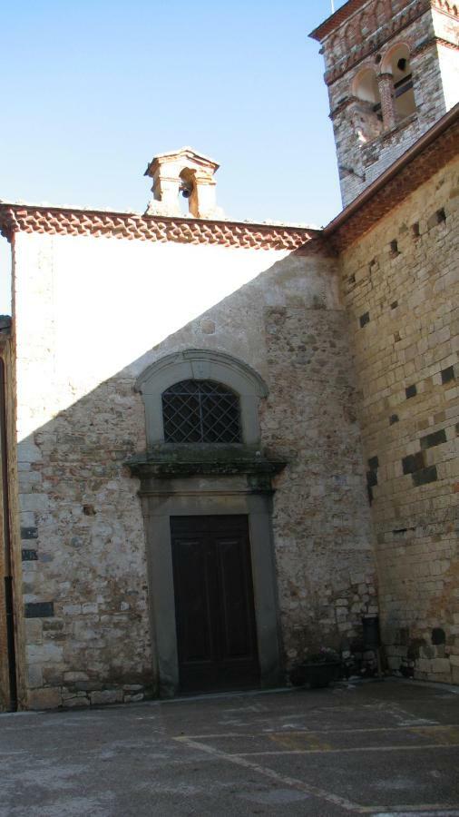 مبيت وإفطار مونتيمورلو Borgo Della Rocca المظهر الخارجي الصورة